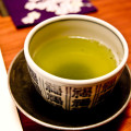 お茶を飲むだけでダイエットできる2つの理由