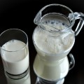 筋トレ食事メニューなら直後に飲む牛乳が効