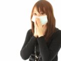 鼻が詰まるとき試したいツボ「風池」と「迎香」