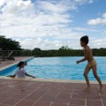 水中ウォーキングのほうが水泳よりも痩せられる
