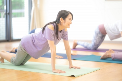 腕立て伏せは回数が10回になるよう負荷を調整