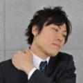 大胸筋の上部のストレッチは肩こり予防に効果的