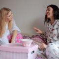 よく眠れる方法にはどんな素材の寝間着がよい?