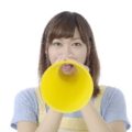 女性は50歳で200ヘルツ以下の低い声になる
