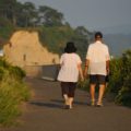 よく眠れる方法は「夕方に散歩する」だけだった